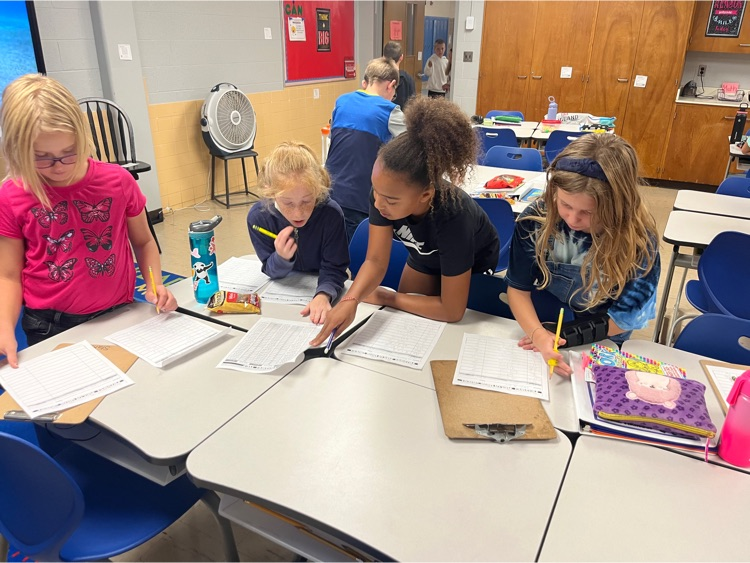 image of 5th grade students